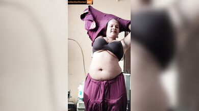 Bank manager and bihari aunty affair sex (update)