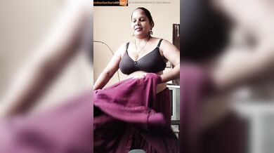 Bank manager and bihari aunty affair sex (update)