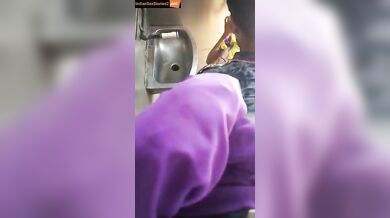 Bhabhi quickie sex mms in train toilet