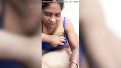 Dirty talking tamil aunty lover's porn mms