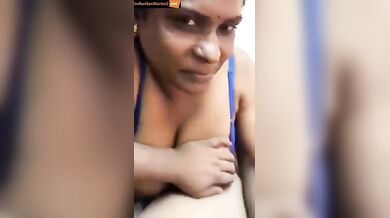 Dirty talking tamil aunty lover's porn mms