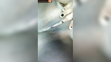 Virgin malayali girl showing tight pussy in first nude video call