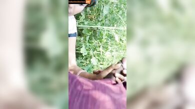 Bihari bhauji and lover fucking in mustard farm