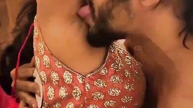 Horny aunty hot armpits licking porn video