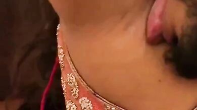 Horny aunty hot armpits licking porn video