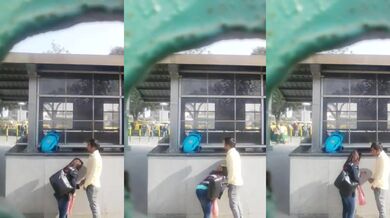 Ahmedabad BRTS bus stop aunty viral video