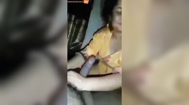 Housewife aunty fucking with lover in xxx affair video