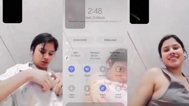 Bengali hot maal showing her boobs in live video call