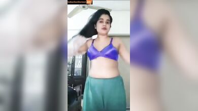 Gujarati bhabhi neerali full nude video selfie