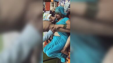 Sexy rajasthani mom shilpa sucking thick cock of neighbour