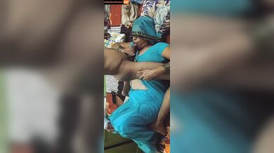 Sexy rajasthani mom shilpa sucking thick cock of neighbour