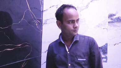 Rich aunty plumber xxx web series (Hindi)