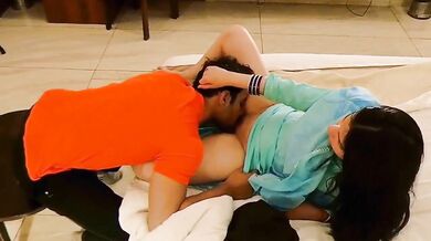 Sexy muslim girl and boyfriend’s romantic licking and fucking