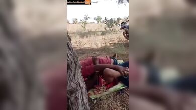 Rajasthani bhabhi and lover caught fucking outdoor mms