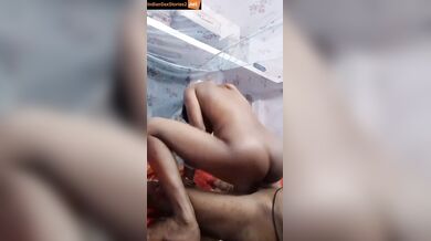 Newlywed bhabhi cock riding in afternoon!