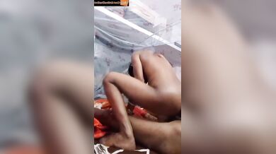 Newlywed bhabhi cock riding in afternoon!