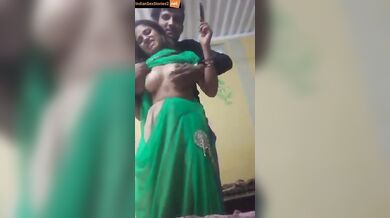 Young devar and hot bhabhi boobs pressing mms clip