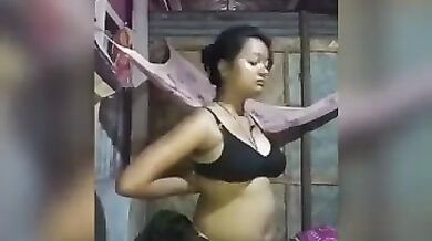 Hairy armpits village bhabhi solo pussy showing clip