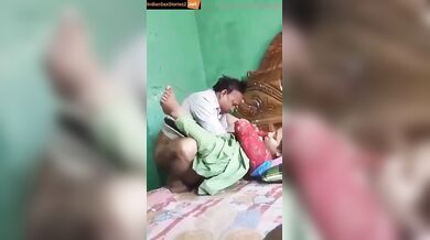 Bhabhi fucked budha kirana uncle for free groceries