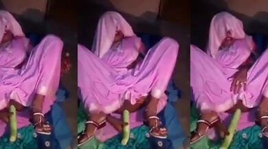 Dehati rajasthani bhabhi fucking doodhi (bottle gourd)