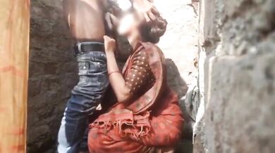 Dehati bhabhi and lover’s sucking mms clip