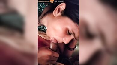UP bahbhi sucking cock while husband was in night shift