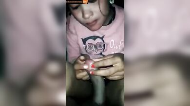 Full hot bhojpuri dirty talking girl blowjob video