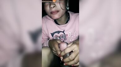 Full hot bhojpuri dirty talking girl blowjob video