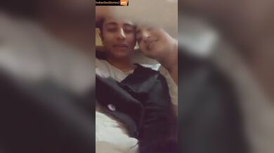 Gujarati NRI girl blowjob and pussy licking MMS