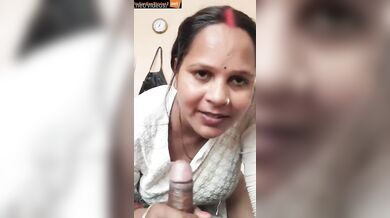 Desi bhabhi deep and lovely blowjob clip with devar