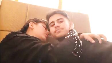 Desi gf bf oyo rooms boobs pressing and kissing mms