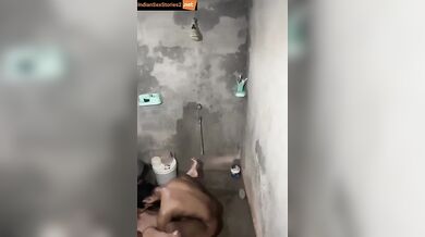 Faisalabad pakistani bhabhi full hot toilet sex video