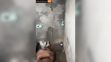 Faisalabad pakistani bhabhi full hot toilet sex video