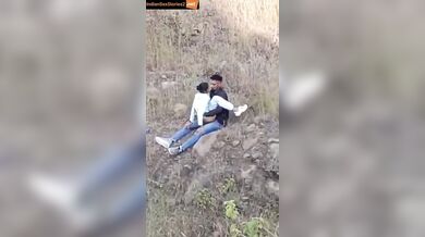 College girl and boyfriend’s very hot outdoor mms