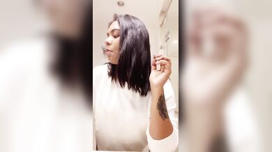 Horny malayali babe smoking and showing tanker boobs