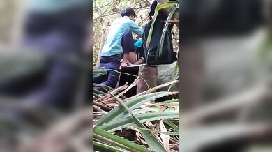 Young college girl full hot outdoor sex mms