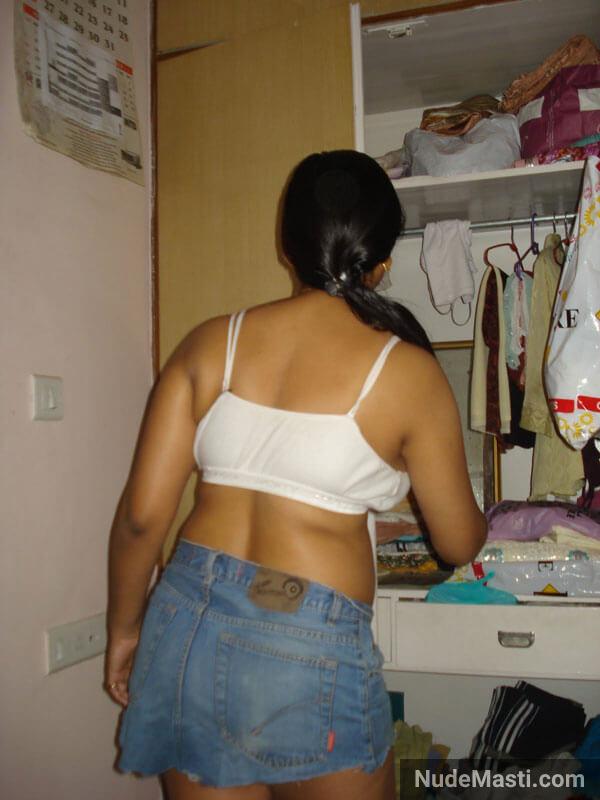 sexy south indian wife back pic