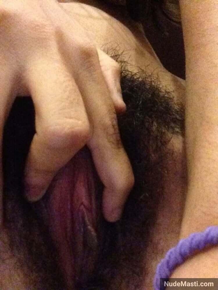 Cute Bengaluru college girl hairy pussy
