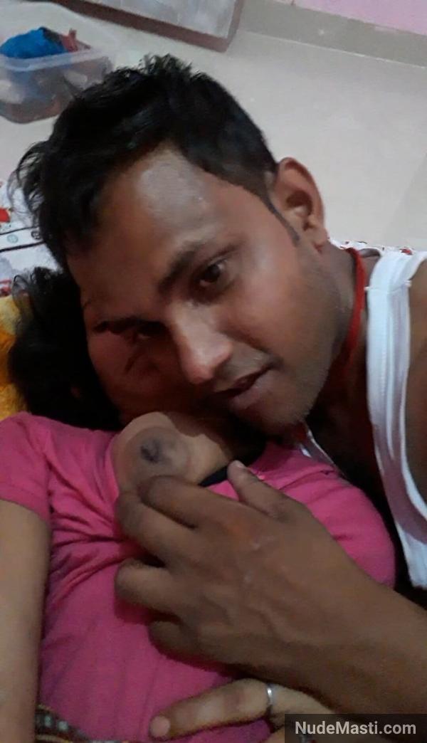 Desi village bhabhi boobs squeezed by devar