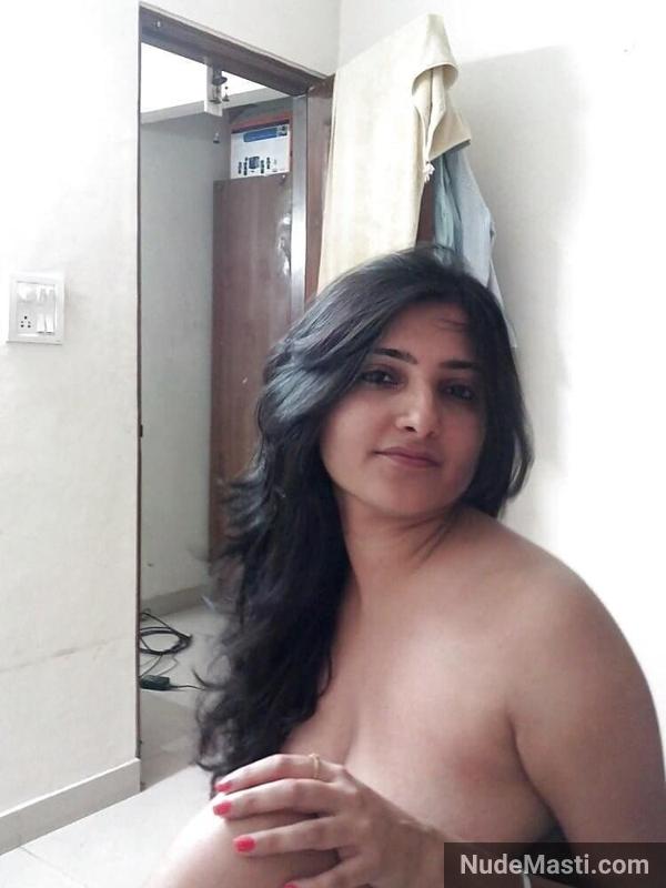 Sexy Punjabi girl with big boobs naked